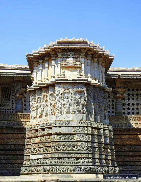 Sacred Ensembles of the Hoysalas