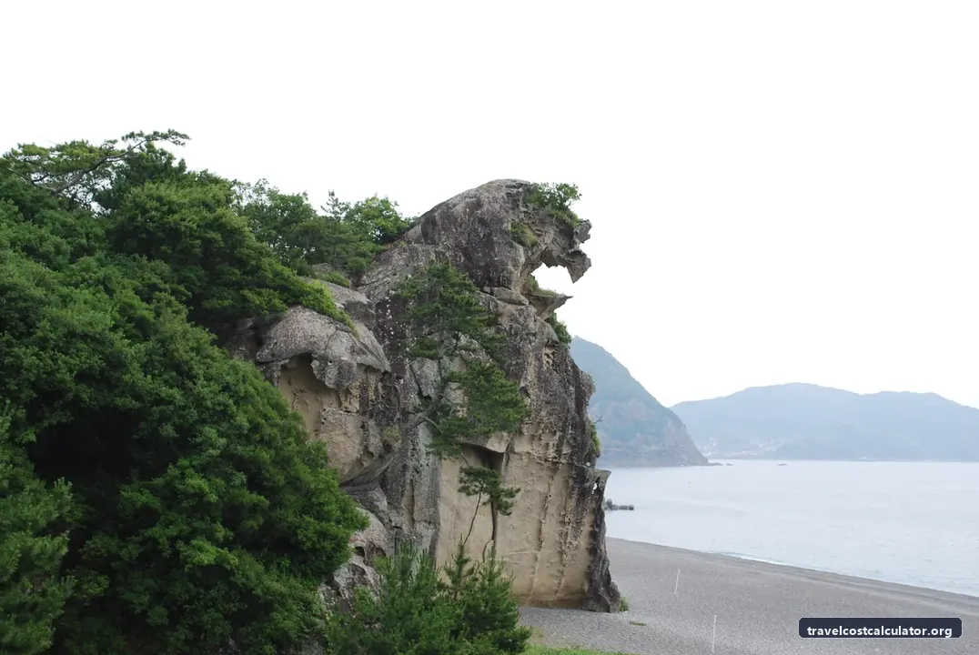Sacred Sites and Pilgrimage Routes in the Kii Mountain Range