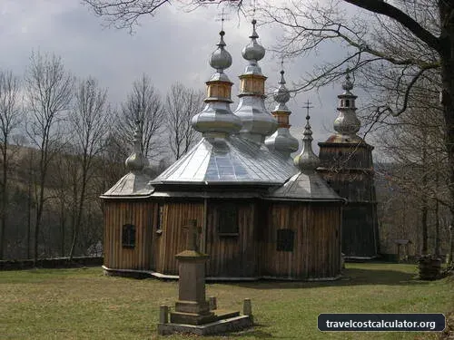 Wooden Tserkvas of the Carpathian Region in Poland and Ukraine